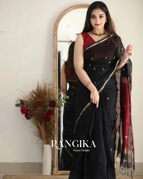 Black_Color_Premium_Cotton_Silk_Saree_With_Classy_Blouse_and_tassels
