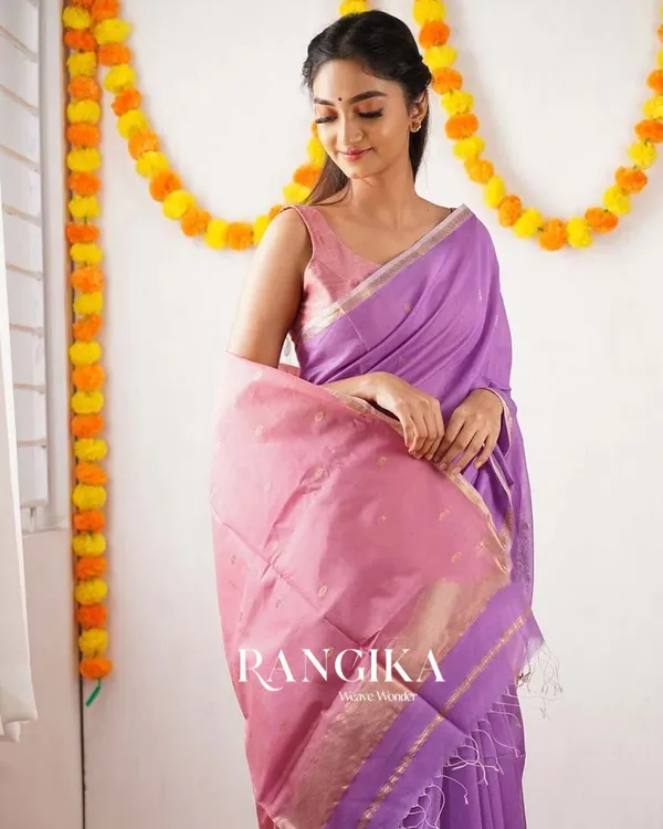 Lavender_Color_Premium_Cotton_Silk_Saree_With_Classy_Blouse_and_tassels