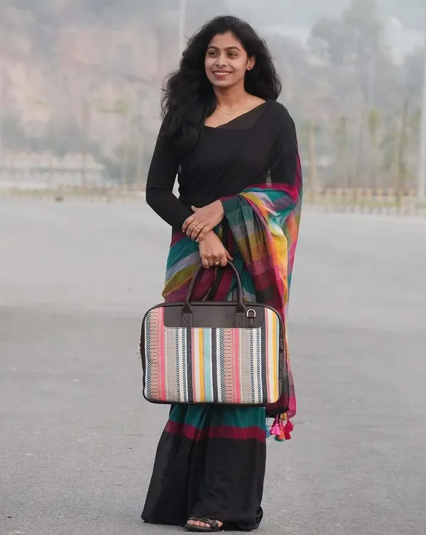 Rainbow_Eclipse_-_Black_Linen_Saree_with_Multicolor_Accent_and_Black_Blouse