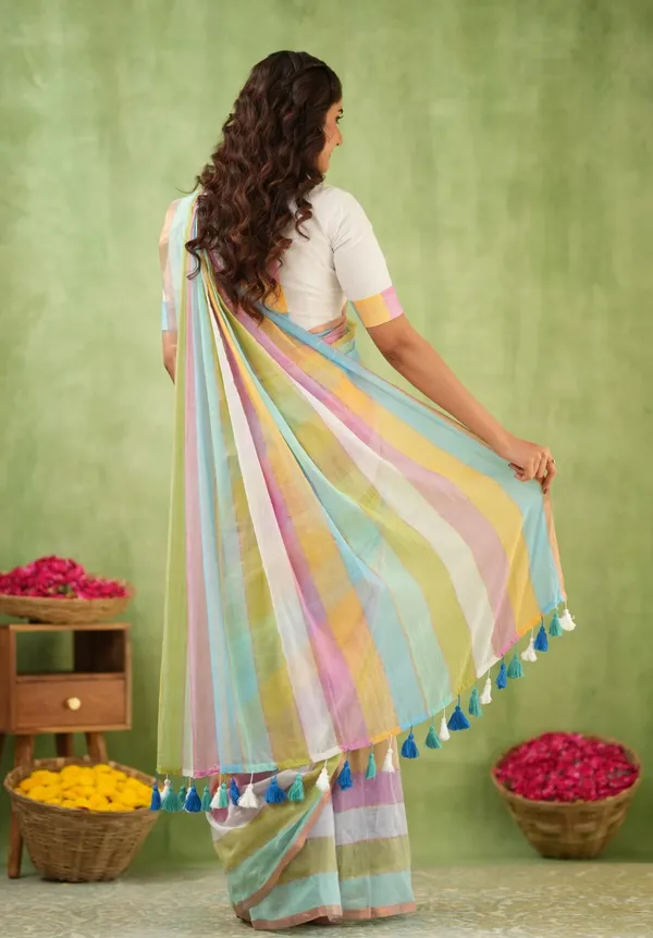 Pastel_Multicolor_Striped_Mulmul_Cotton_Saree_Saree_with_Blouse_Piece