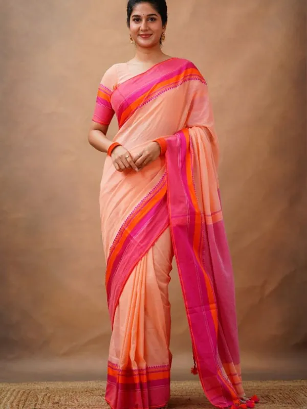Peach_Pink_Mulmul__Cotton_Saree_with_Vibrant_Contrast_Border_&_Blouse_Piece