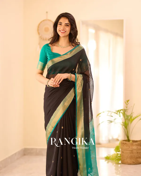 Black_Color_Premium_Cotton_Silk_Saree_With_Classy_Blouse_and_tassels