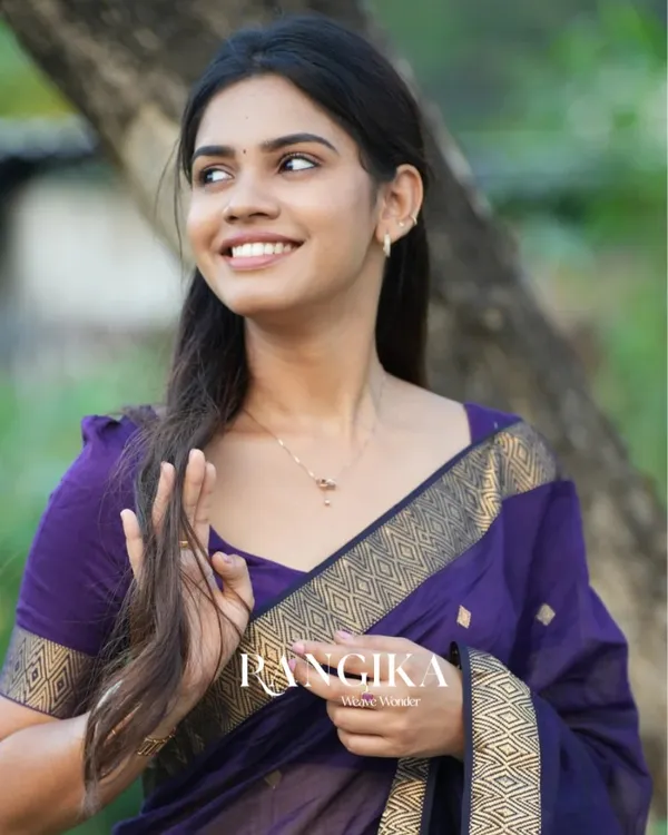 Purple_Premium_Cotton_Silk_Saree_With_Classy_Blouse_and_tassels