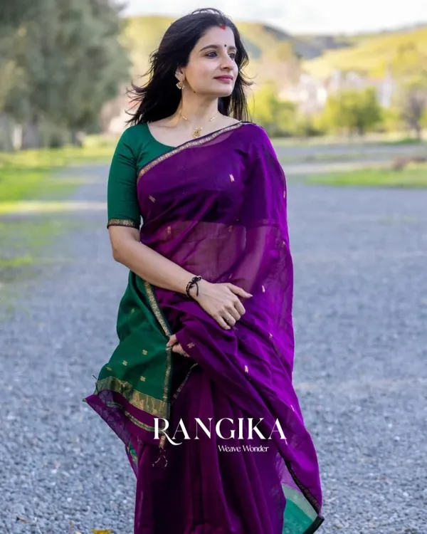 Purple_And_Green_Premium_Cotton_Silk_Saree_With_Classy_Blouse_and_tassels