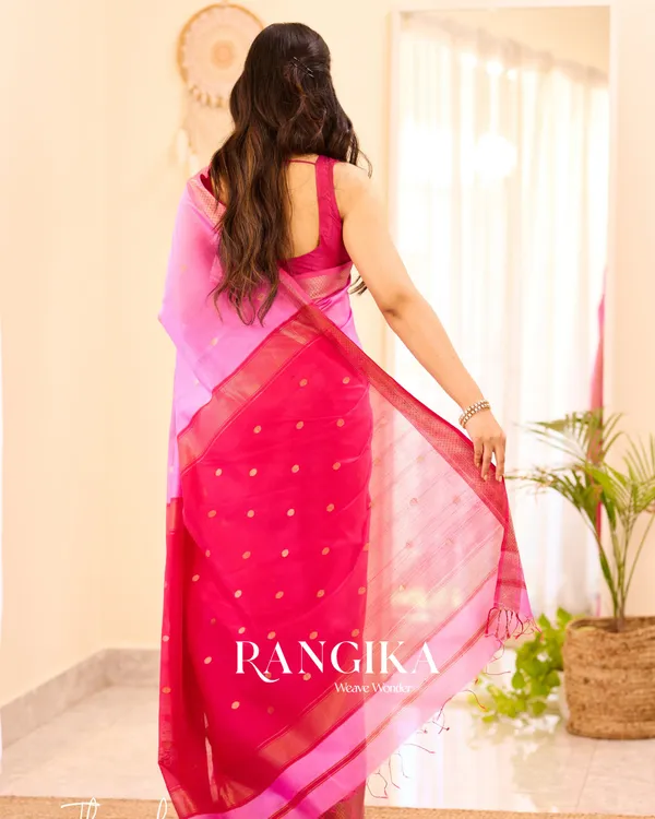 Calm_Pink_Color_Premium_Cotton_Silk_Saree_With_Classy_Blouse_and_tassels