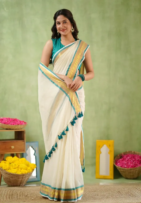 White_Mulmul_Cotton_Saree_with_Teal_&_Gold_Border_&_Matching_Teal_Blouse_Piece