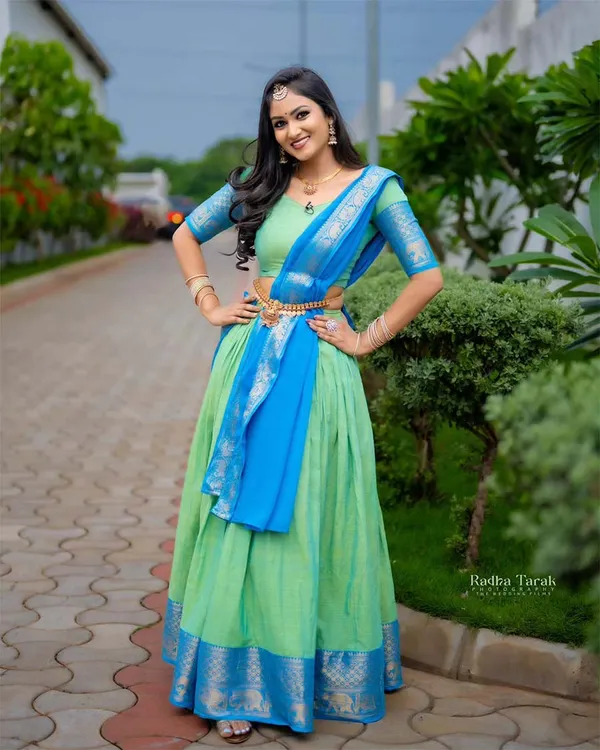 Light_Green_And_Blue_Kanchipuram_Zari_Weaving_Half_Saree_With_Blouse___Silk_Dupatta