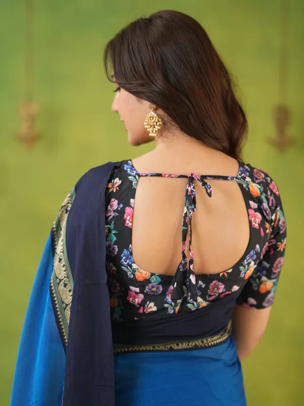 Royal_Blue_Mulmul_Cotton_Saree_with_Navy_Border_&_Elephant_Weave,_with_Blouse_Piece
