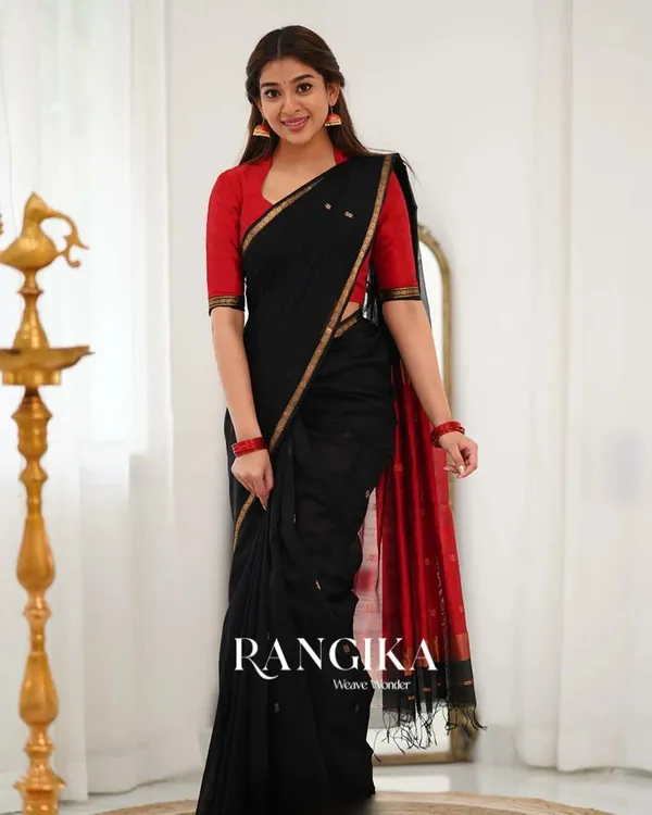 Black_Color_Premium_Cotton_Silk_Saree_With_Classy_Blouse_and_tassels