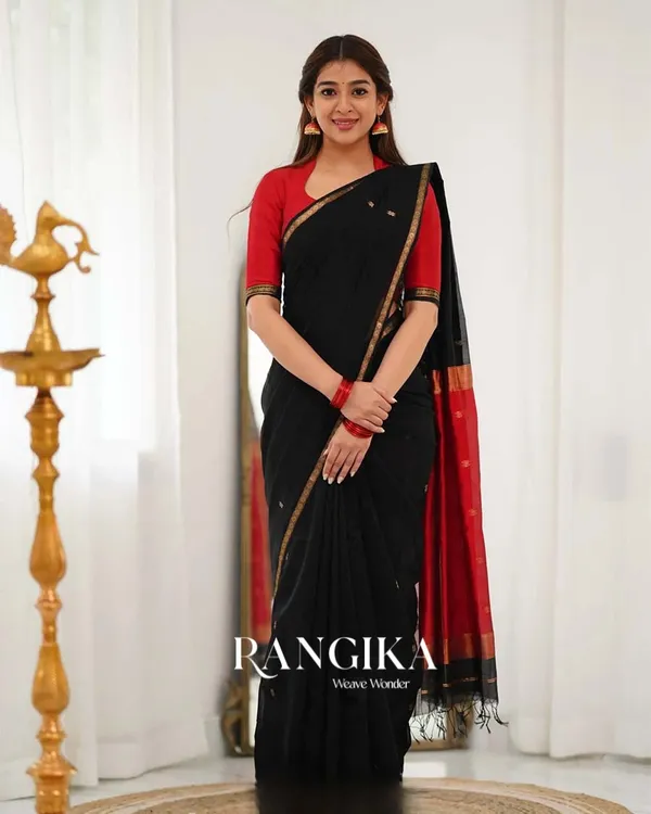 Black_Color_Premium_Cotton_Silk_Saree_With_Classy_Blouse_and_tassels