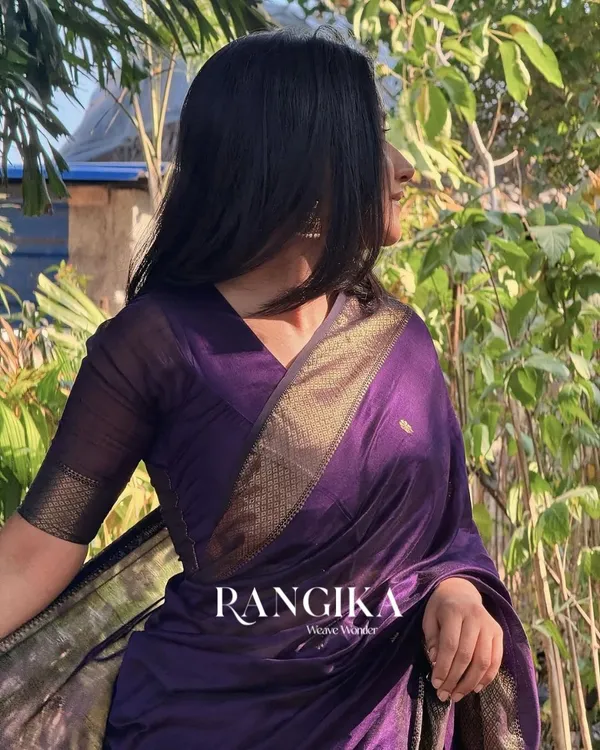 Purple_Premium_Cotton_Silk_Saree_With_Classy_Blouse_and_tassels