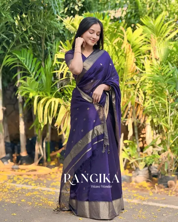Purple_Premium_Cotton_Silk_Saree_With_Classy_Blouse_and_tassels