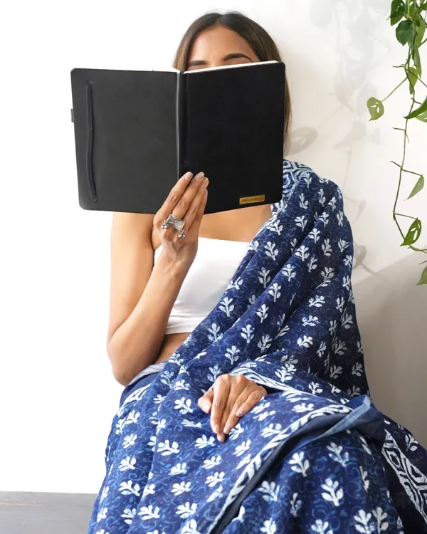 Blue_Color_1_-_Minute_Ready_to_Wear_Mulmul_Cotton_Saree_with_Blouse_Piece