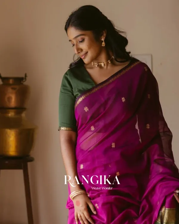Purple_And_Green_Premium_Cotton_Silk_Saree_With_Classy_Blouse_and_tassels