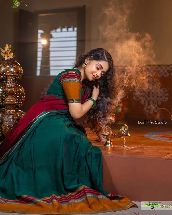 Green_And_Maroon_Kanchipuram_Zari_Weaving_Half_Saree_With_Blouse___Silk_Dupatta