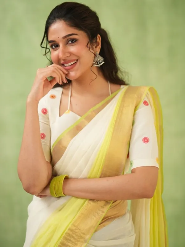 White_&_Light_Yellow_Mulmul_Cotton_Saree_with_Golden_Woven_Border_&_Matching_White_Blouse_Piece
