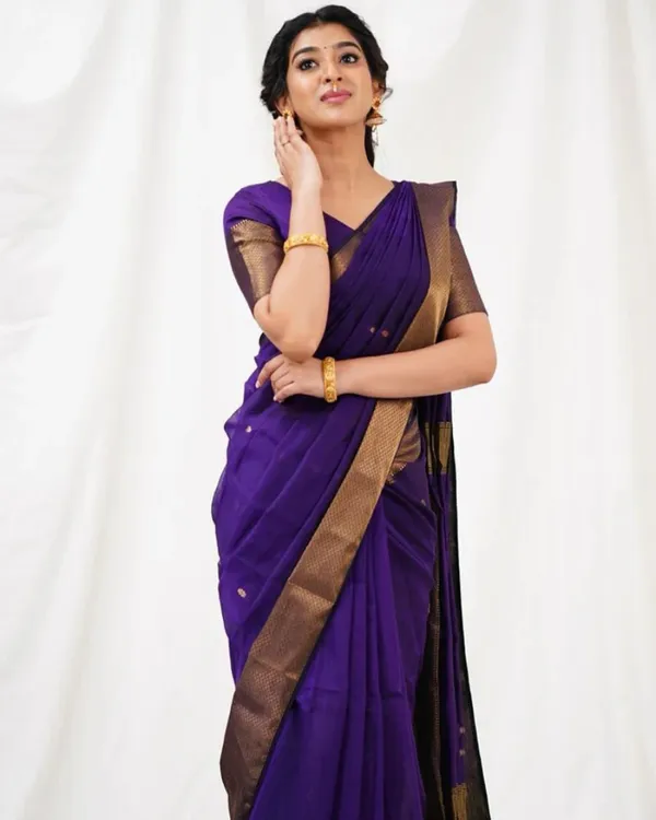 Navy_Blue_Color_Premium_Cotton_Silk_Saree_With_Classy_Blouse