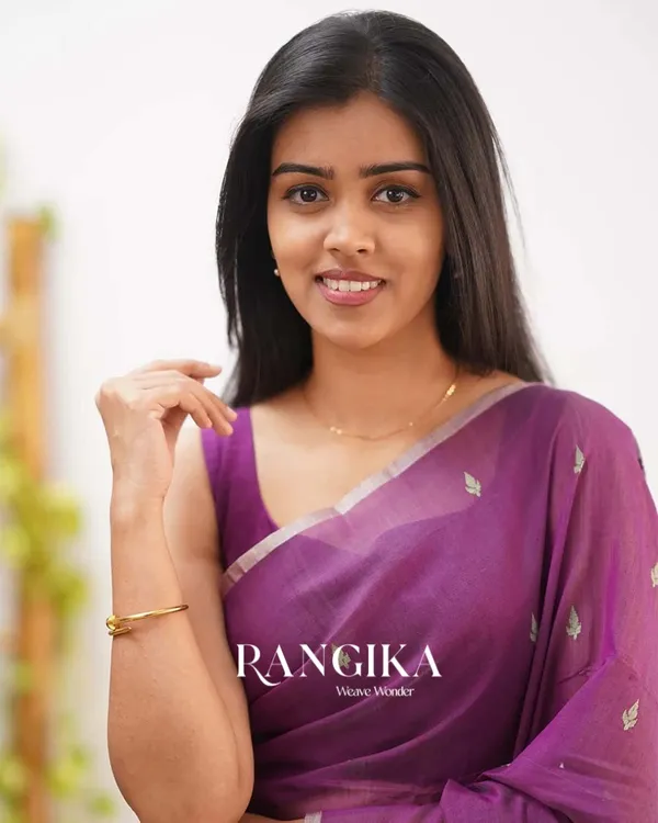 Purple_Color_Cotton_Silk_Saree_with_Calssy_Blouse_and_tassels
