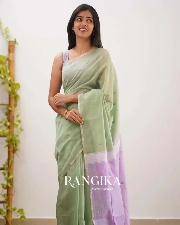 Green_Color_Cotton_Silk_Saree_with_Calssy_Blouse_and_tassels