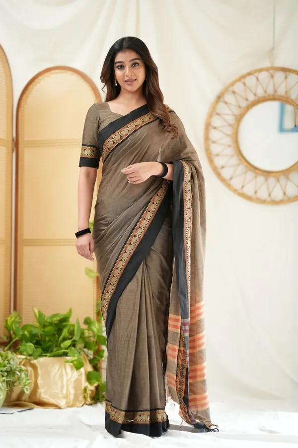 Coffee_Brown_Mulmul_Cotton_Saree_with_Black_Border_&_Golden_Detailing_with_blouse_piece