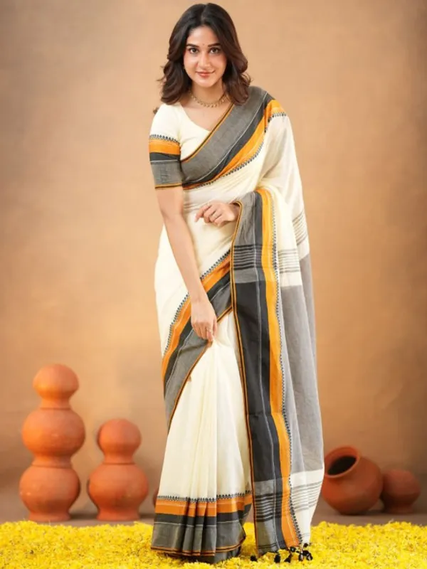 Classic_White_Traditional_Mulmul__Cotton_Saree_with_Contrast_Border_&_Blouse_Piece