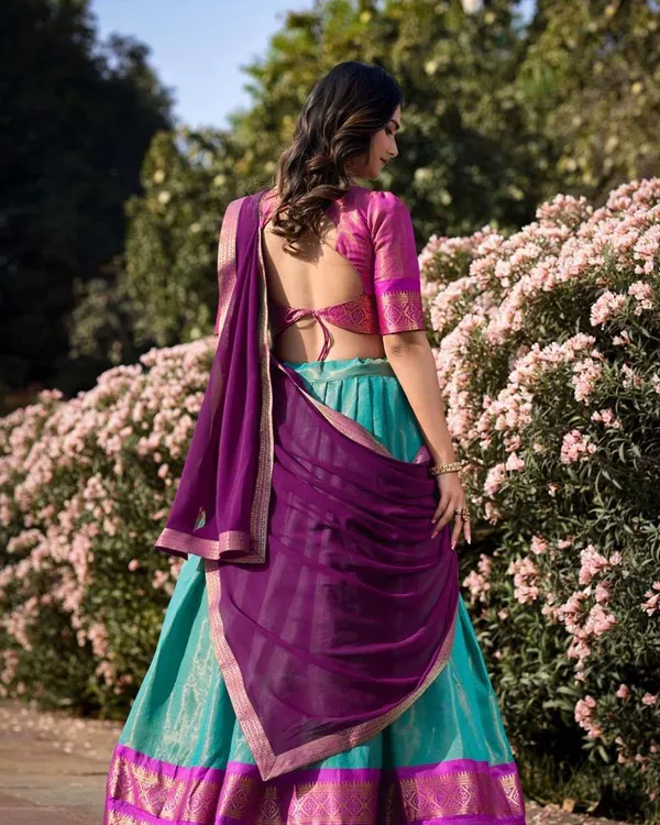 Blue_And_Pink_Kanchipuram_Zari_Weaving_Half_Saree_With_Blouse___Silk_Dupatta