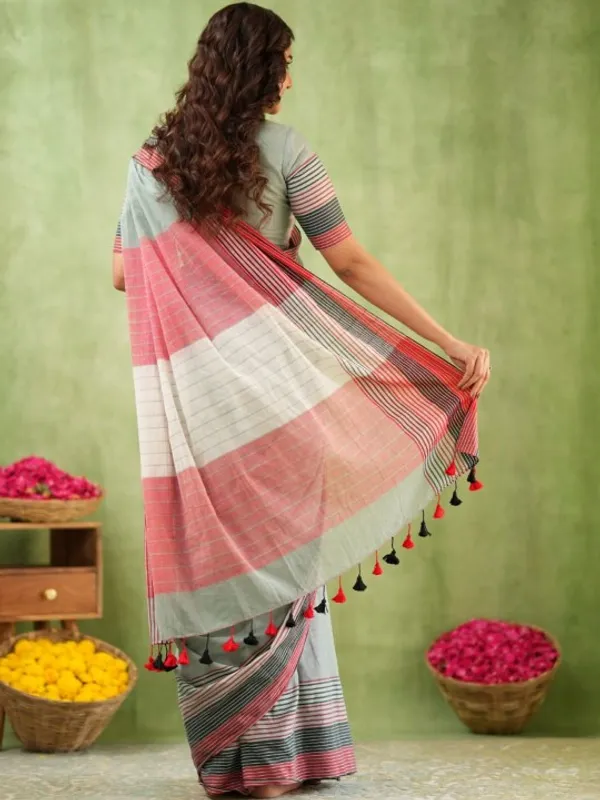 Grey_Mulmul_Cotton_Saree_with_Pink_&_Black_Striped_Pallu_&_Matching_Grey_Blouse_Piece