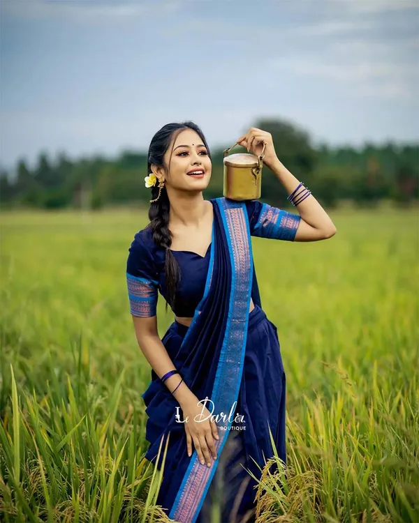 Navy_Blue_Kanchipuram_Zari_Weaving_Half_Saree_With_Blouse___Silk_Dupatta