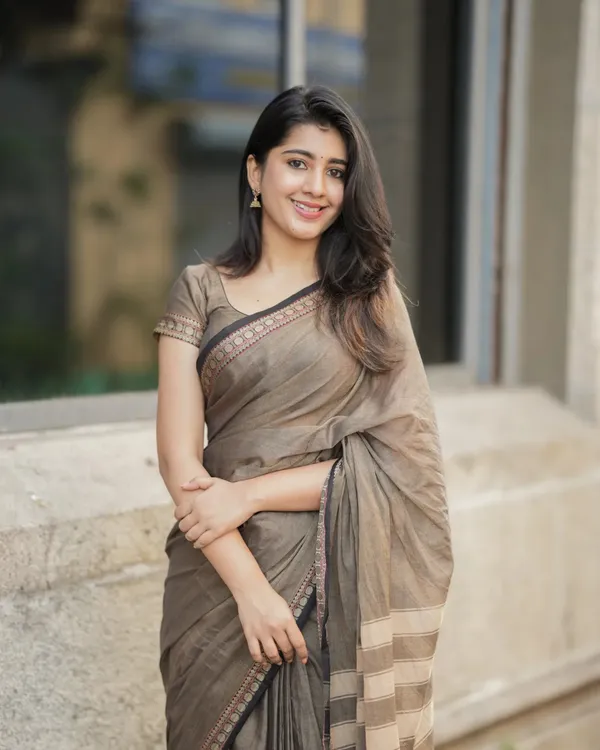 Beige_Color_1_-_Minute_Ready_to_Wear_Mulmul_Cotton_Saree_with_Blouse_Piece