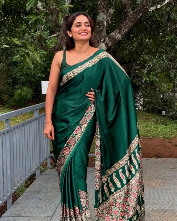 Green_Color_1_Minute_Ready_to_Wear_Digitial_Printed_Crape_Silk_Saree