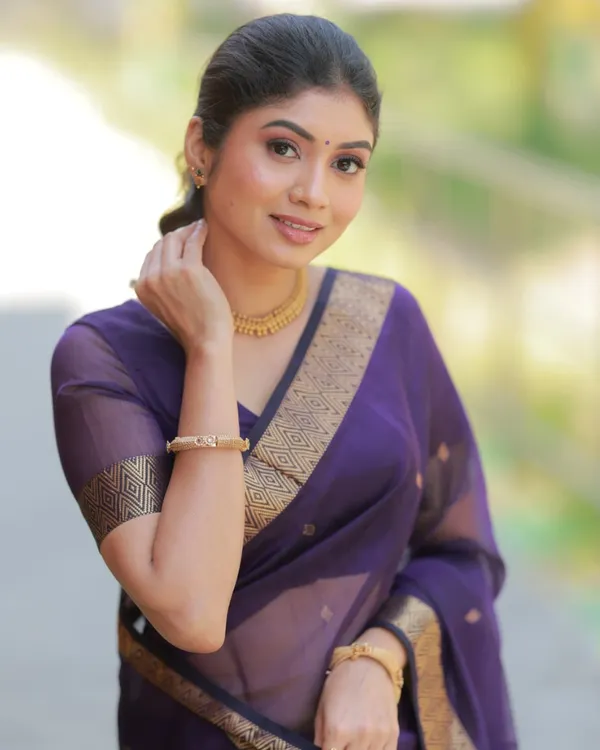 Navy_Blue_Color_Premium_Cotton_Silk_Saree_With_Classy_Blouse