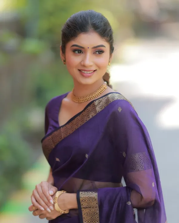 Navy_Blue_Color_Premium_Cotton_Silk_Saree_With_Classy_Blouse