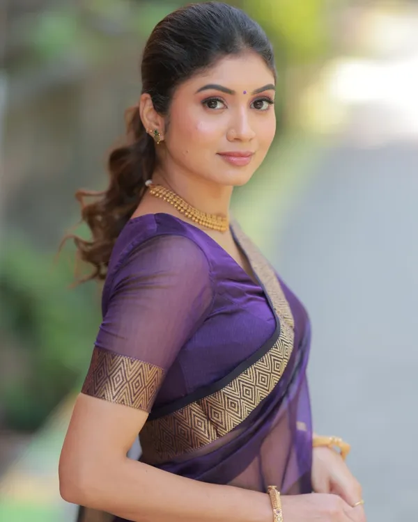 Navy_Blue_Color_Premium_Cotton_Silk_Saree_With_Classy_Blouse