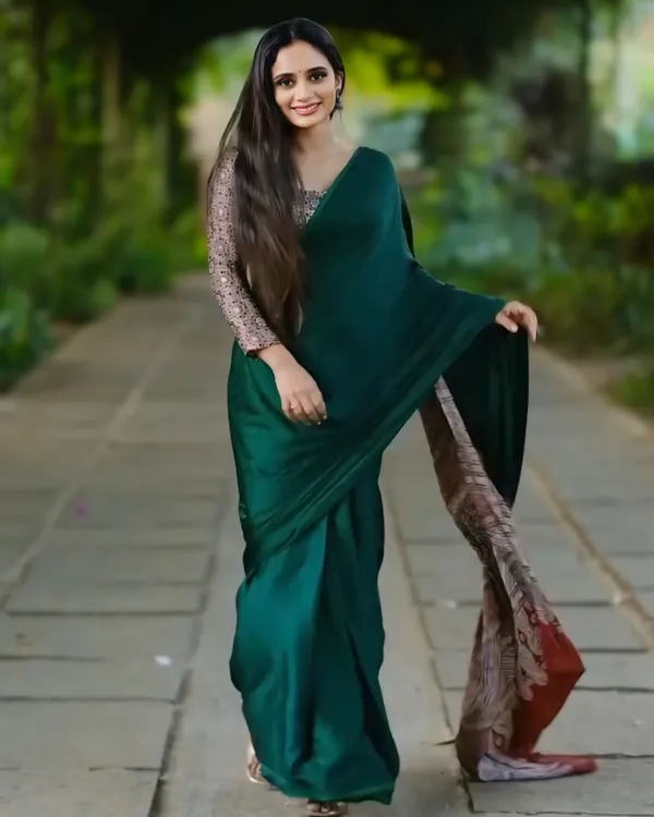 Green_Color_1_Minute_Ready_to_Wear_Digitial_Printed_Crape_Silk_Saree