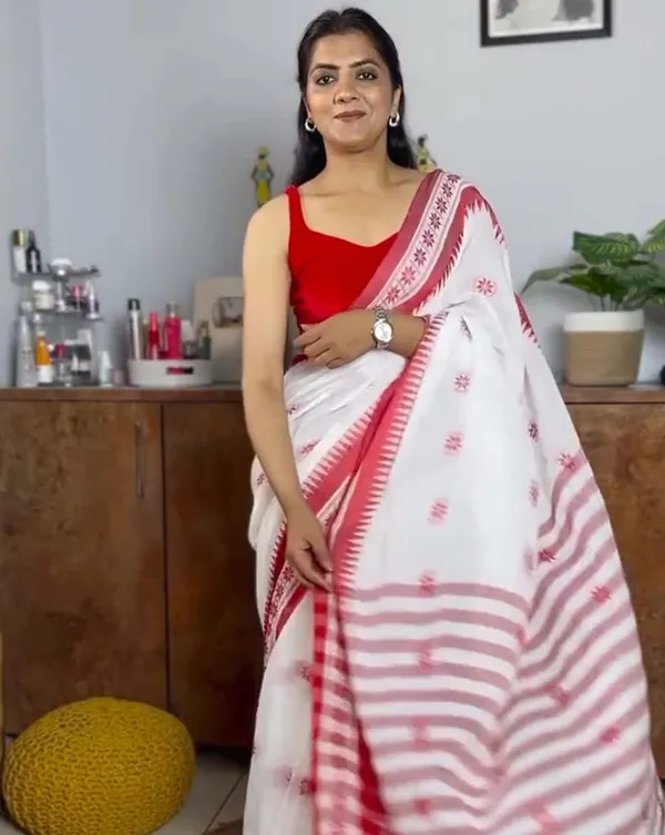 Scarlet_Shine_-_White_Saree_with_Matching_Red_Blouse_and_Border