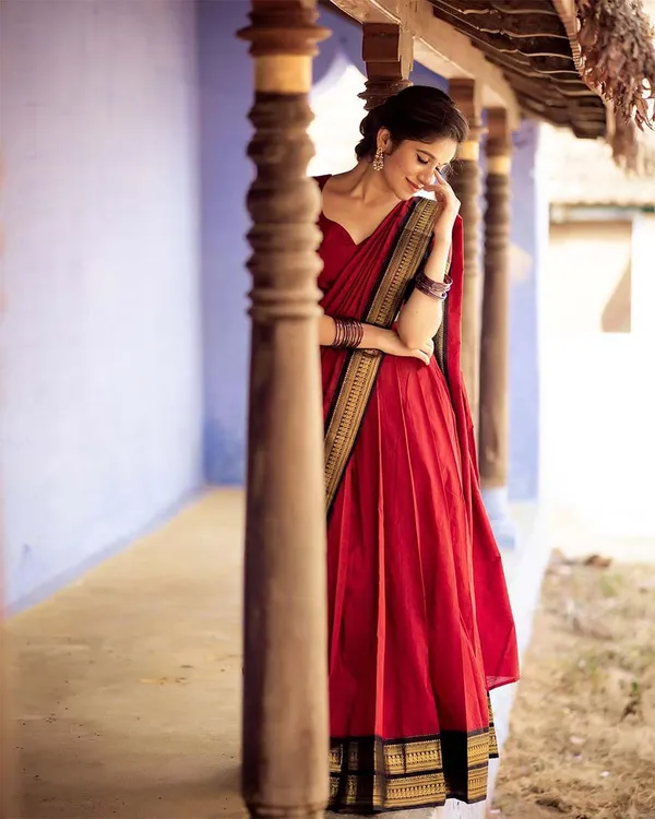 Red_Kanchipuram_Zari_Weaving_Half_Saree_With_Blouse___Silk_Dupatta