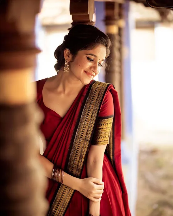 Red_Kanchipuram_Zari_Weaving_Half_Saree_With_Blouse___Silk_Dupatta