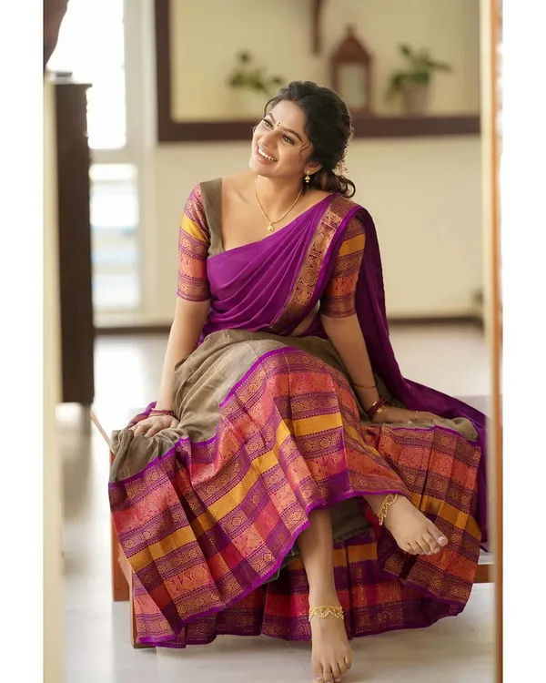 Light_Brown_And_Pink_Kanchipuram_Zari_Weaving_Half_Saree_With_Blouse___Silk_Dupatta