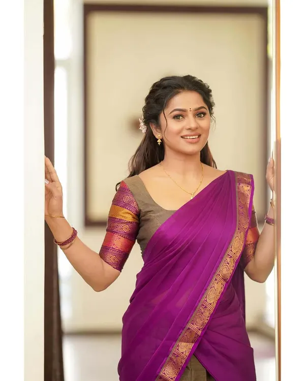 Light_Brown_And_Pink_Kanchipuram_Zari_Weaving_Half_Saree_With_Blouse___Silk_Dupatta
