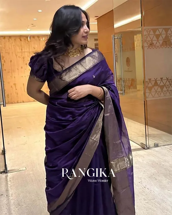 Purple_Color_Premium_Cotton_Silk_Saree_With_Classy_Blouse_and_tassels