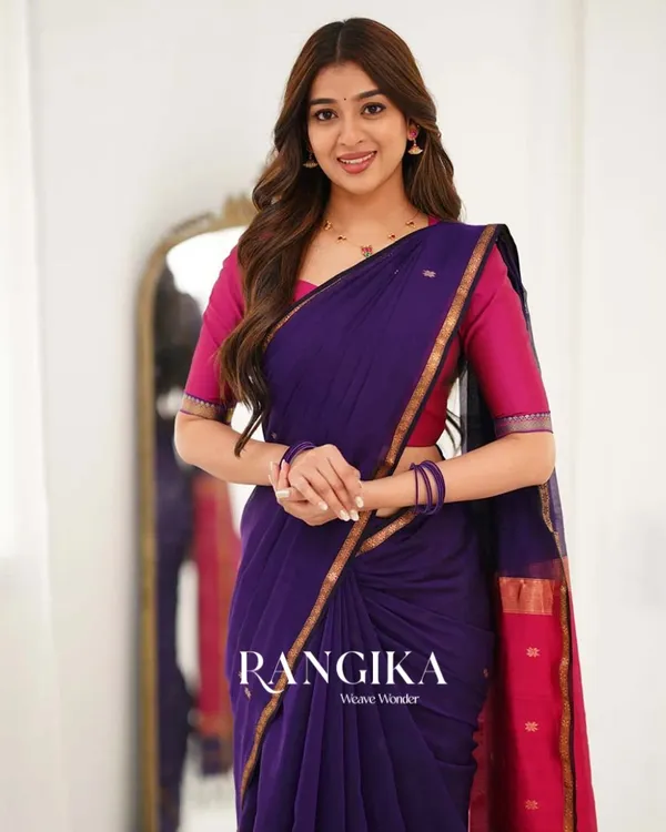 Navy_Blue_Color_Premium_Cotton_Silk_Saree_With_Classy_Blouse_and_tassels