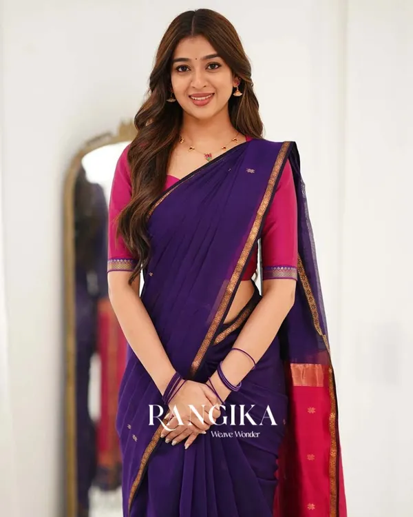 Navy_Blue_Color_Premium_Cotton_Silk_Saree_With_Classy_Blouse_and_tassels