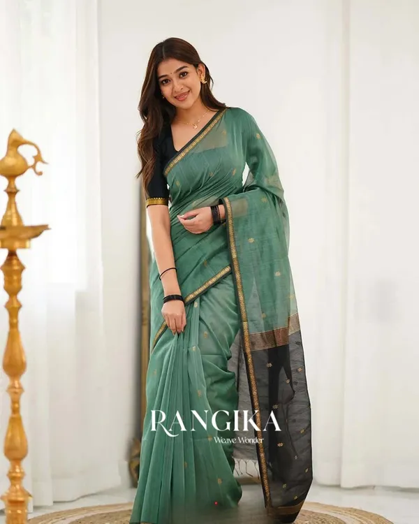 Bottle_Green_Premium_Cotton_Silk_Saree_With_Classy_Blouse_and_tassels