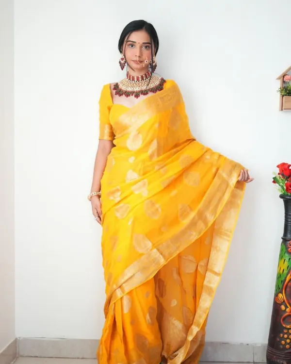 Yellow_Color_Premium_Cotton_Silk_Saree_With_Classy_Blouse
