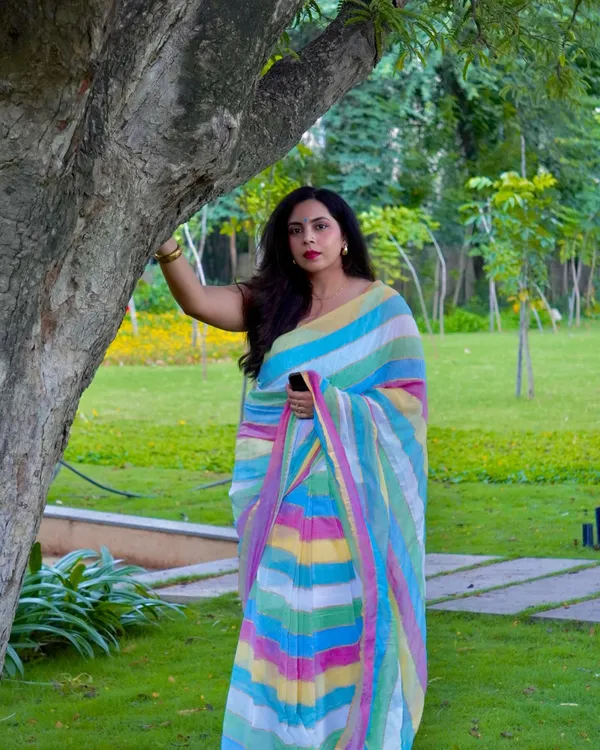 Swarna_Rekha_-_Sunshine_Stripes_Yellow-Blue-Green-White_Linen_Saree_with_Blouse_Piece