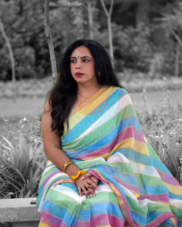 Swarna_Rekha_-_Sunshine_Stripes_Yellow-Blue-Green-White_Linen_Saree_with_Blouse_Piece