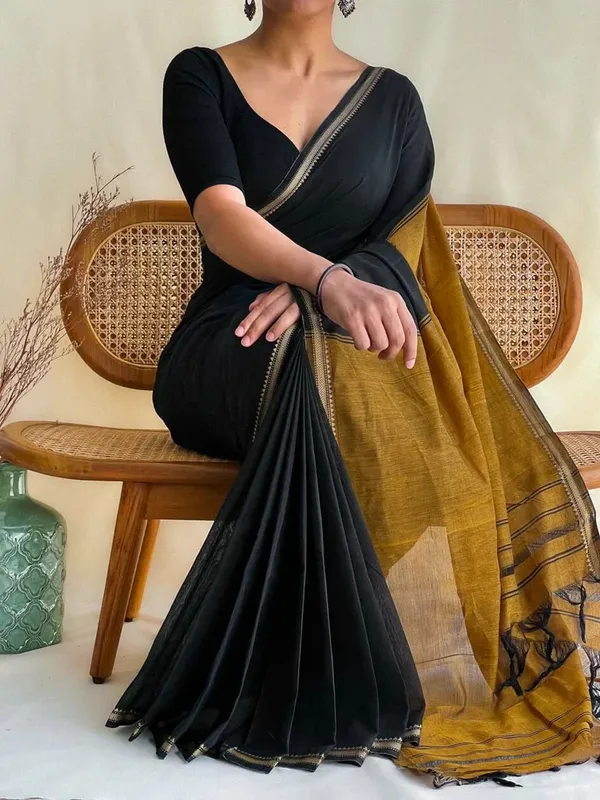 Black_&_Mustard_Mulmul_Cotton_Saree_with_Blouse_Piece