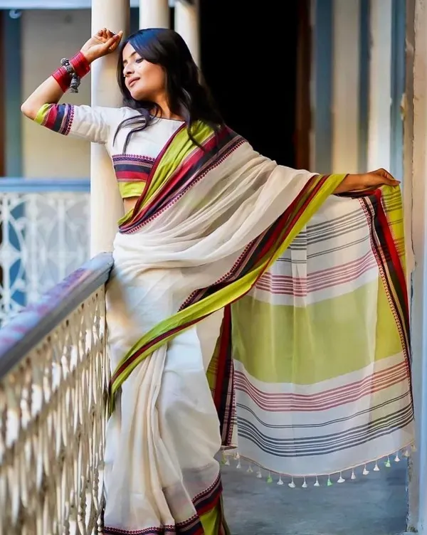 White_Mulmul_Cotton_Saree_with_Multicolor_Woven_Striped_Pallu_&_Matching_White_Blouse_Piece
