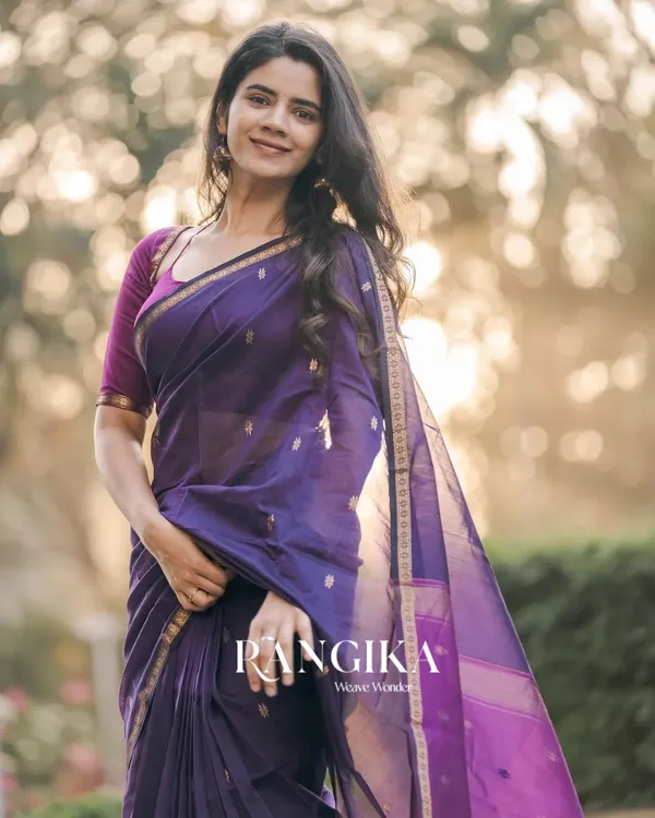 Purple_Premium_Cotton_Silk_Saree_With_Classy_Blouse_and_tassels