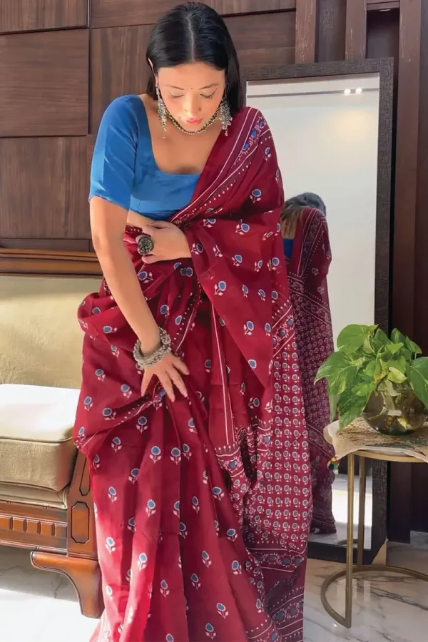 Maroon_Color_1_-_Minute_Ready_to_Wear_Mulmul_Cotton_Saree_with_Blouse_Piece